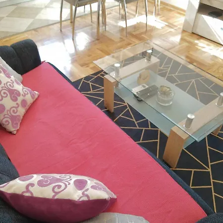 Kalemegra Apartment *