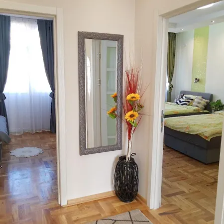 Apartment Kalemegra *